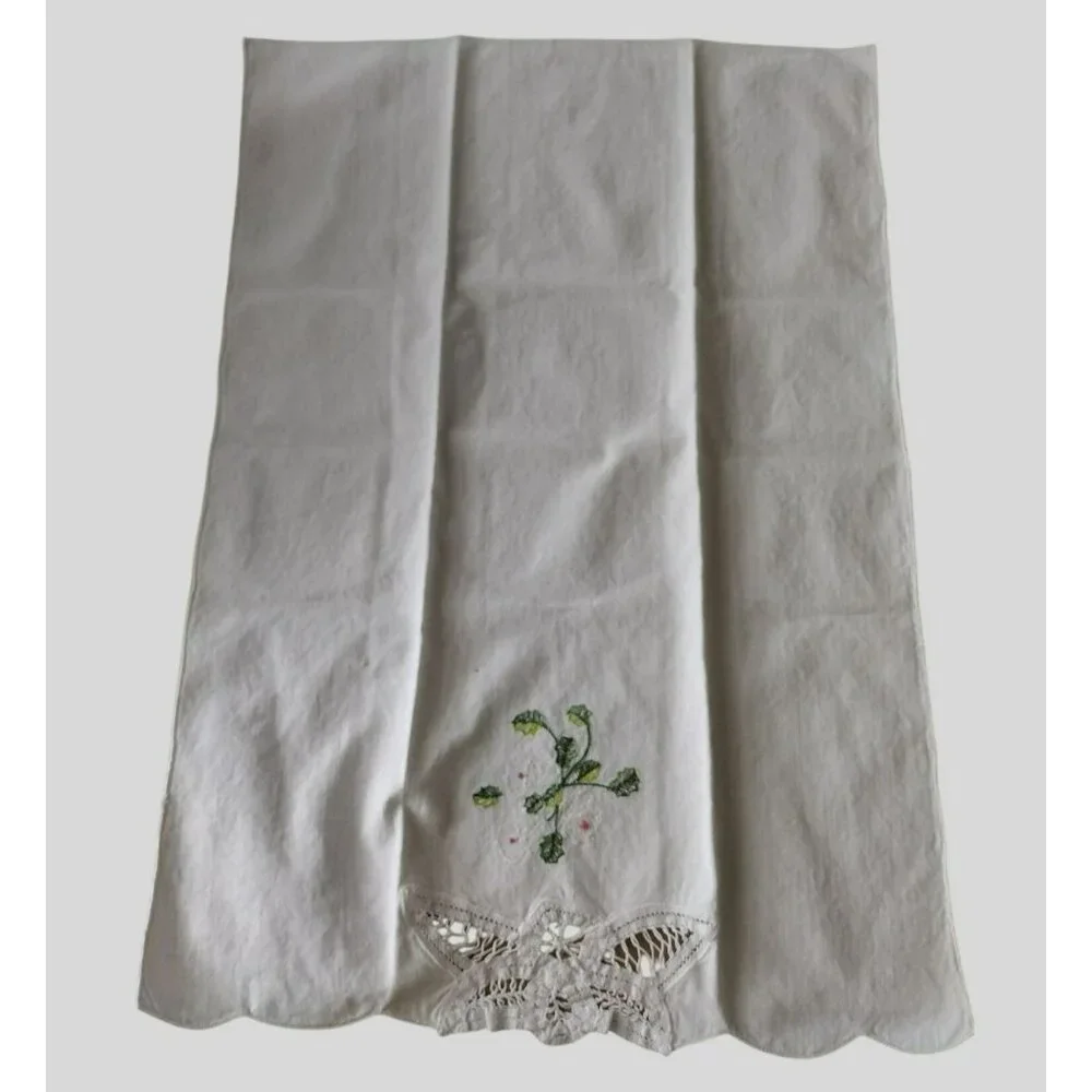 Vintage Embroidered White Cotton Hand Towel With Floral Design & Lace Trim 18x13